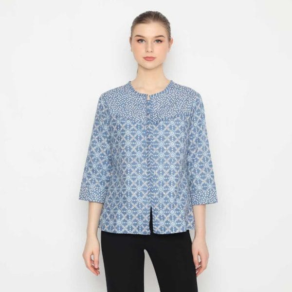 Nameera Blouse Biru